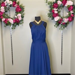 Simple and sophisticated, blue size 10 evening gown available for sale !